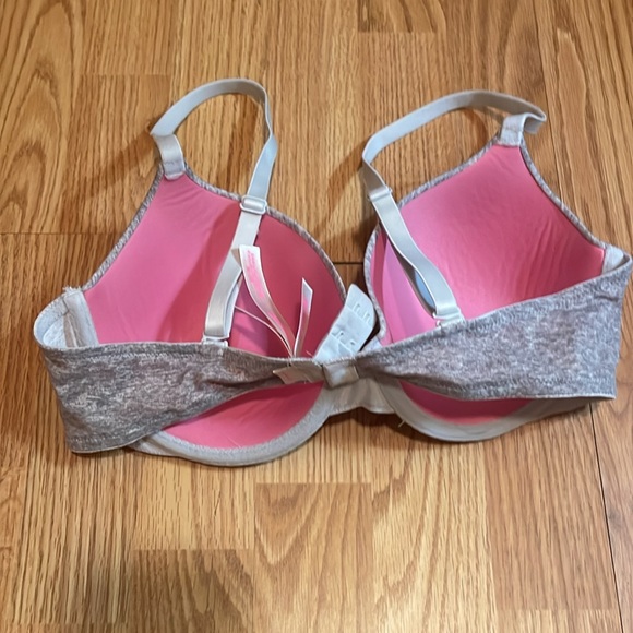 NWOT Pink underwire bra 36C - Picture 2 of 3